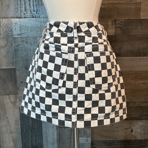 Urban Outfitters BDG jean mini skirt small black white checkered denim skater - Picture 8 of 11